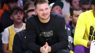 Lakers star Luka Dončić donates to help restore Kobe Bryant, Gigi mural in Los Angeles