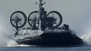 How does a hovercraft works #shorts