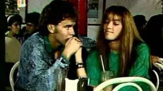 Adolfo Cubas y Catherine Fulop en Abigail (beso)