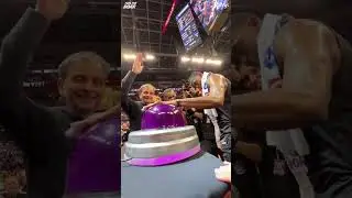 De'Aaron Fox & Vivek Ranadiv&eacute; light the first beam of the playoffs! 🔦🟣     #FeelTheRoar&thinsp;#shorts