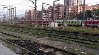 12293 Mumbai LTT - Allahabad AC Duronto Express at Thane outers