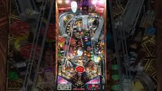 This Hellraiser Pinball Game WILL SHOCK YOU 😲