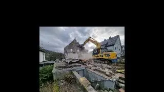 Abbruch Haus in Zeitraffer mit Komatsu PC210-11