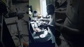 Chill Beat Produced by Dokk Savage & Seneca Tyree. Filmed & edited by Seneca Tyree #chillmusic