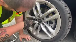 How to change flat tire on 2023 Audi S4