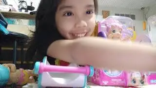 Unboxing Bizzy Bubs!