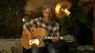 Artur Lang Archtop Super De Luxe from c.1960 presented by Tobias Hoffmann @VintageGuitarOldenburg