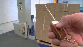 Palletwikkelmachine met automatische afsnijder - 2000F - De Witt Eindverpakkingssystemen