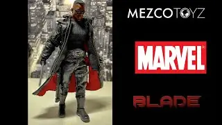 MEZCO ONE:12 Blade