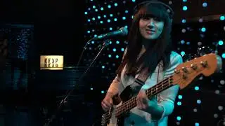 Louise Burns - Cry (Live on KEXP)