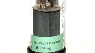 Unboxing A Mullard BBC PL36 Line Output Pentode Vacuum Tube #UnboxingVintageElectronicComponents