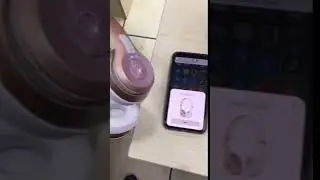 beats  solo 3 wireless Rose gold with W1 clip