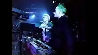 The Prodigy - Funky Shit (Live Fashionably Loud 1997)
