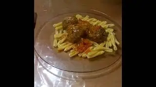 Polpette al sugo. Тефтели с пастой.