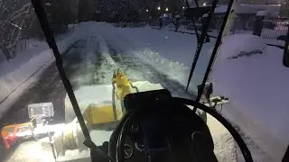 Борьба со снегом на тракторе
