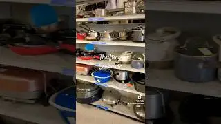 #Shorts Thrifting Cookware 🥘🙌 #thrifting #thriftstore #thriftfinds #thriftwithme #thrift