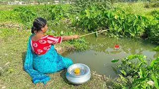 Fishing Video || Beautiful lady is unique fishing in village canal with hook || Best Hook fishing