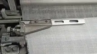 slow motion of reed mechanism on loom