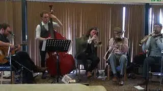 The Tenement Jazz Band: 