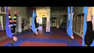 Flyfit Snina- antigravity yoga
