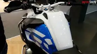 NEW BMW R 1200 GS ADVENTURE MOTOCROSS SHOW