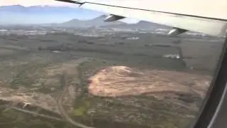 TAM 777-300(PT-MUF) Landing at Santiago