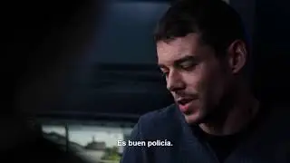 Diego ayudando a Will y Riley - Sense8, sub espa&ntilde;ol