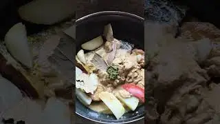 ভাজা মশলা পেষ্ট করে কাঁচা রুই মাছের ঝাল।@পৌষালীর রান্নাঘর #kacha tui macher jhal#cooking#video