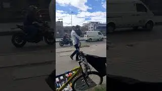 Kolombiya Bogotada yasam sokak satıcılığı nasıl yapılır Bölüm 3 