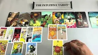Should you trust your person? Current Feelings Tarot card reading Collective Timeless 