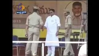 Actor Rajendra Prasad Visits Main Stage Of Amaravati Foundation Fest