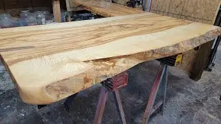 Live Edge 