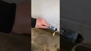 Glue scraper