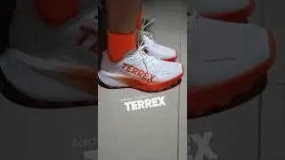 Trying on the Adidas TERREX Agravic 3 Trail Running Shoes | Unboxing #TrailRunning #Shorts
