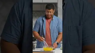 How to make sheet pan eggs 🥚 #recipe #shorts #problemsolved