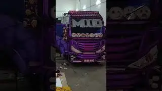 Newest matatu loading Kenya matatu culture {MOOD🛫💜}#matatuculture #matatugalore #matatu #nganya