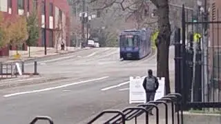 TRIMET MAX Light Rail Starting Towards Beaverton 