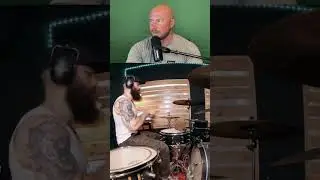 El Estepario Siberiano plays the best drum intro ever #shorts