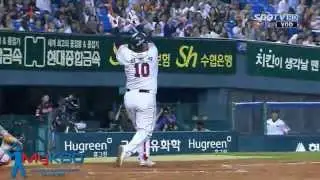 Foul Ball Bat-Flip of the Day:  Choi Jun-seok [HD]