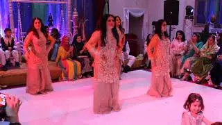 Mehrunisa & Amir | Mehndi Dance | #MehruWedsAmir