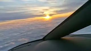 TECNAM P2006T 8,000 FEET ABOVE THE CLOUDS AT DUSK