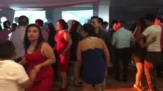 Luis Guaman y su Acordeon en un Gran Show Con los Padilla
