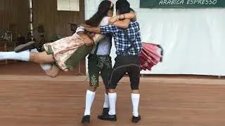 BAILE  TIROL&Eacute;S  DE  OXAPAMPA