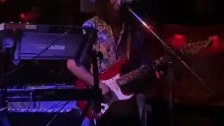 Sam Joole live clips at Dreamweaver