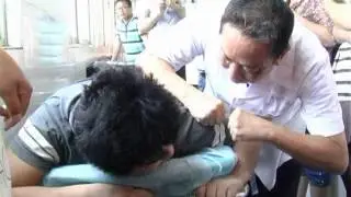 Acupotomy by Professor Steven Woo of O.G Pain Clinic