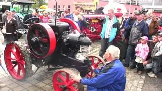 Traktor: Lanz Bulldog 12PS andrehen - Start old engine