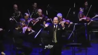 Mi Sh'berach sings Cantor Yaakov Motzen