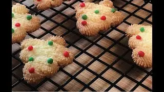 Christmas Butter Cookies ( 曲奇饼 ) Recipe ~ Melt in the mouth cookies