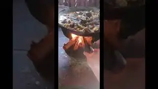 Khối bếp nh&agrave; qu&ecirc;