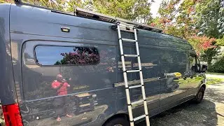 Установка лестницы Thule Van &mdash; пошаговое руководство